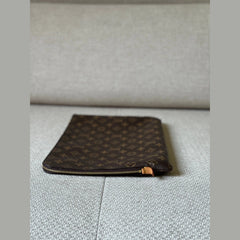Louis Vuitton Monogram Canvas Étui Voyage MM