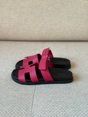 Hermès Chypre Sandals Rose Magenta Epsom Leather - Size 38.5