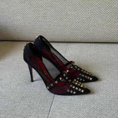 Valentino Garavani Rockstud Alcove Pumps - Size 39