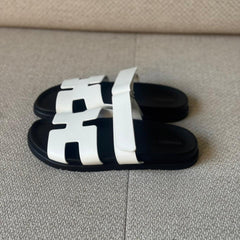 Hermès White Calfskin Leather Chypre Sandals - 39.5