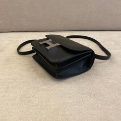 Hermès Black EverCalf Leather Constance 18 PHW