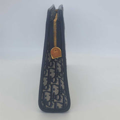 Medium 30 Montaigne Pouch