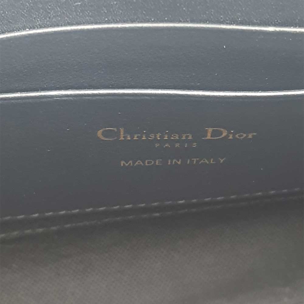 Medium 30 Montaigne Pouch
