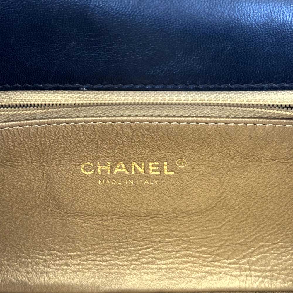 CC Clasp Flap Bag