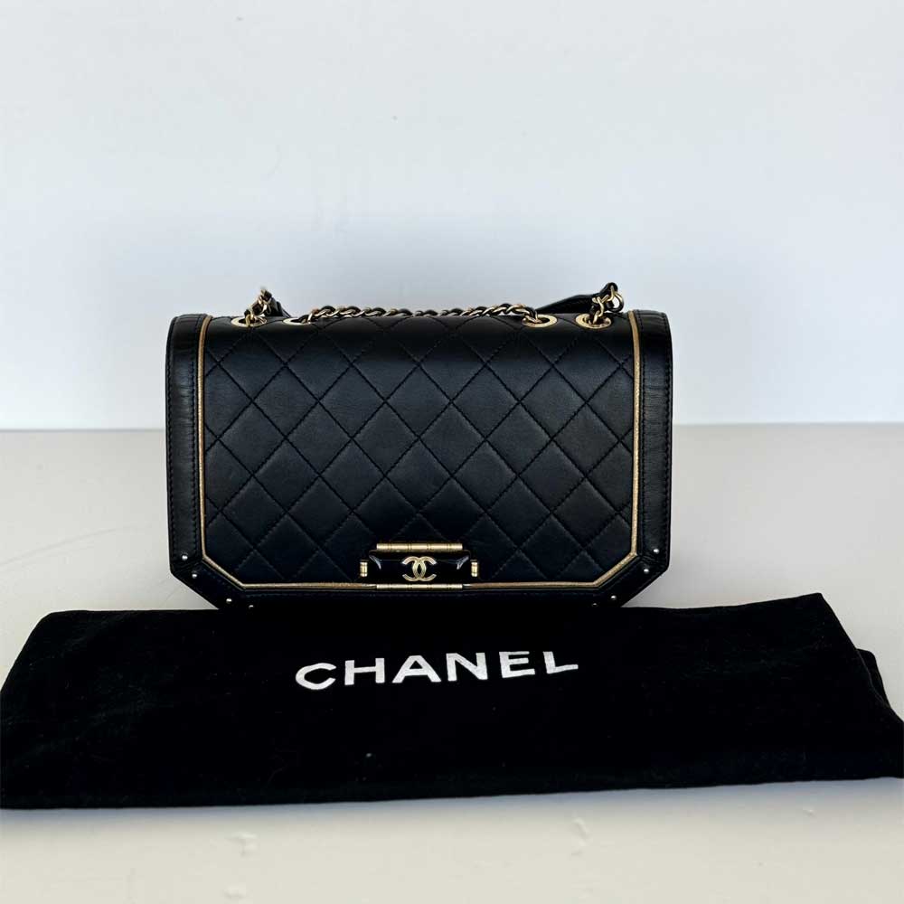 CC Clasp Flap Bag