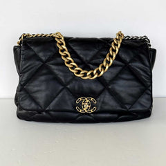 Chanel 19 Maxi