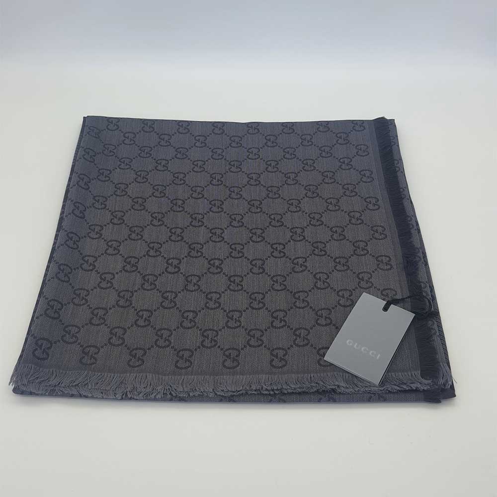 GG Scarf