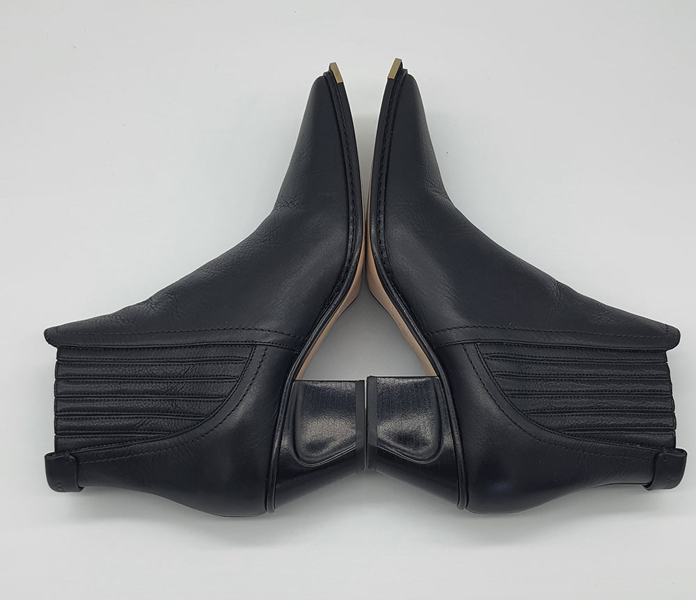 Black Leather Cow Boy Boots