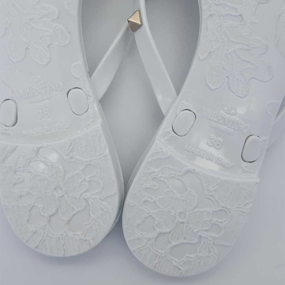 Rockstud Jelly Thong Slides
