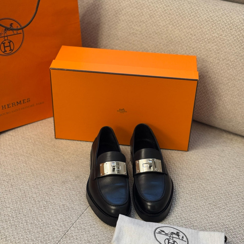Hermès Black Leather Hot Loafers with Kelly Turn Lock
