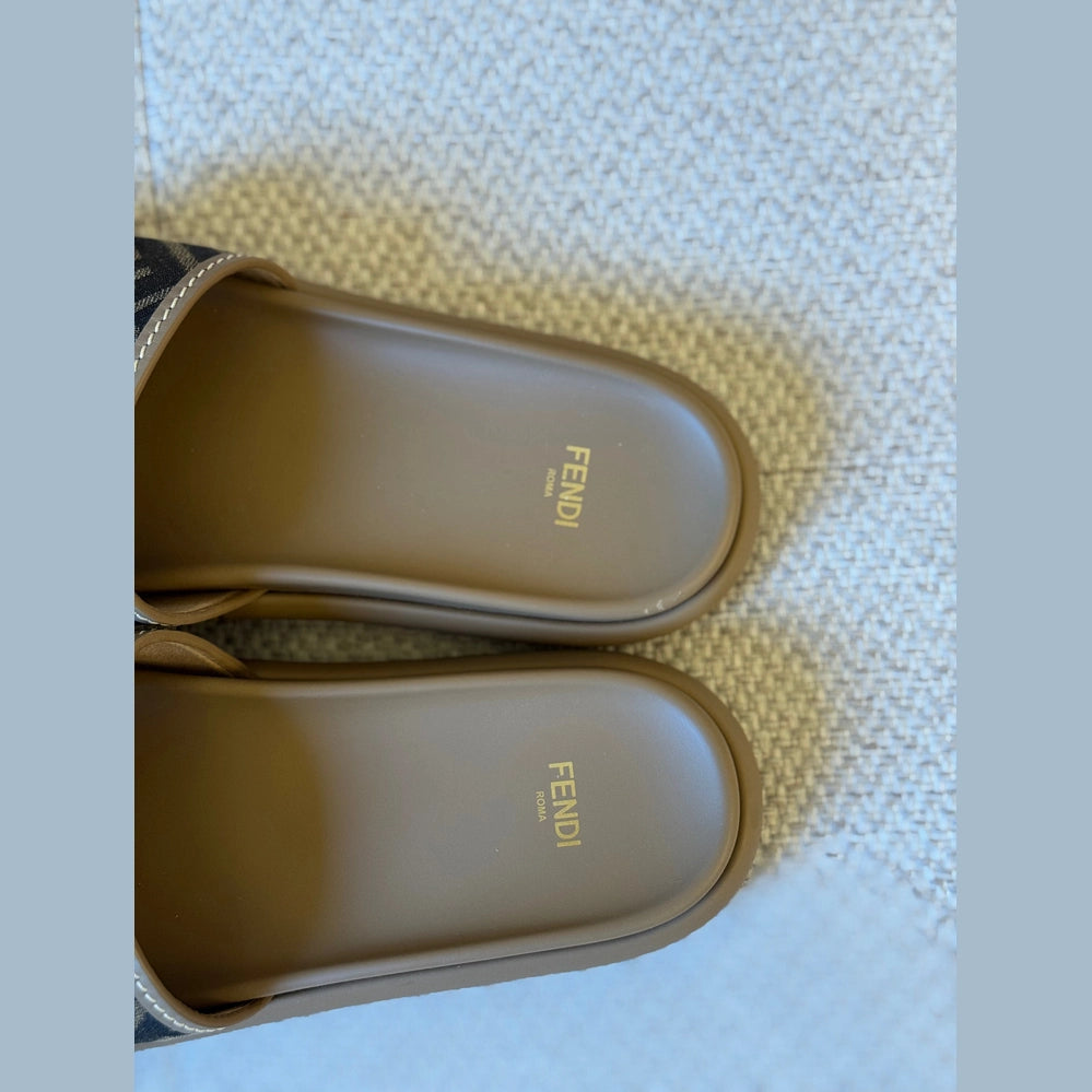 Fendi Feel Slides FF Logo Canvas Size 39