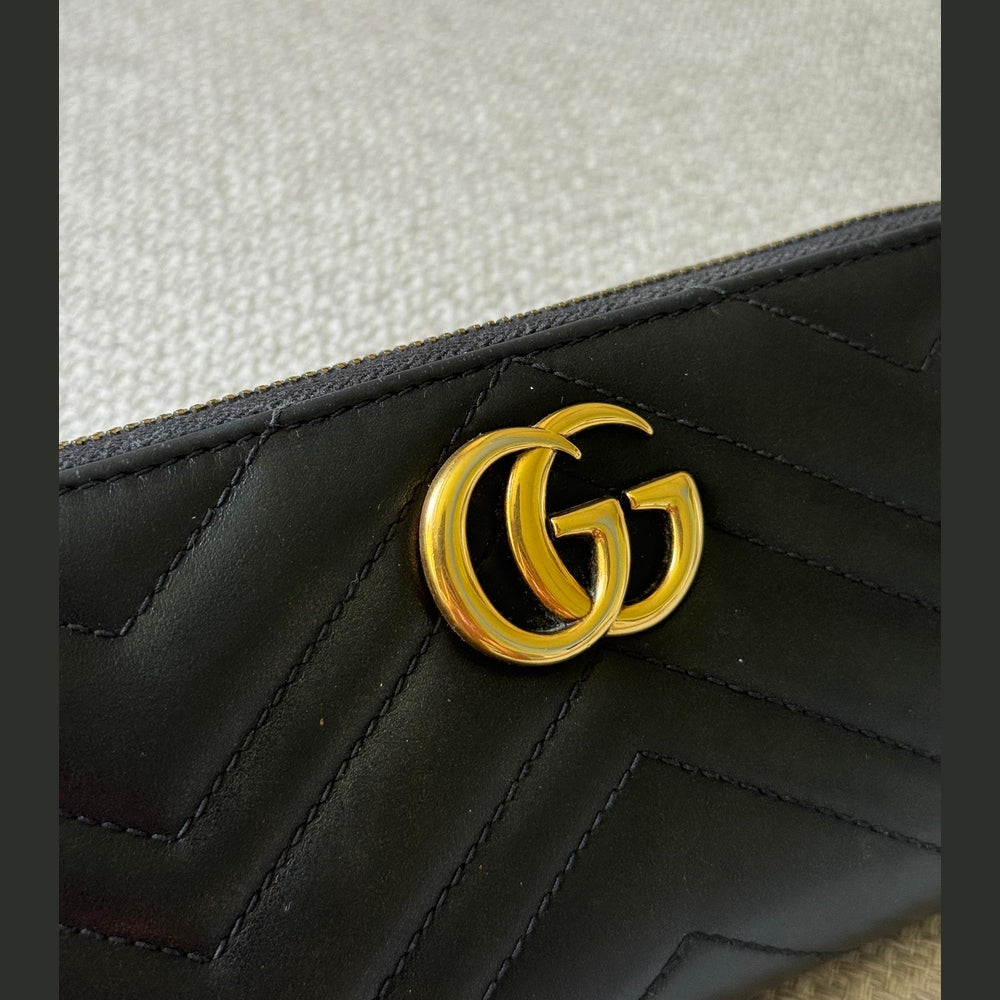 Gucci GG Marmont Black Leather Zipped Wallet