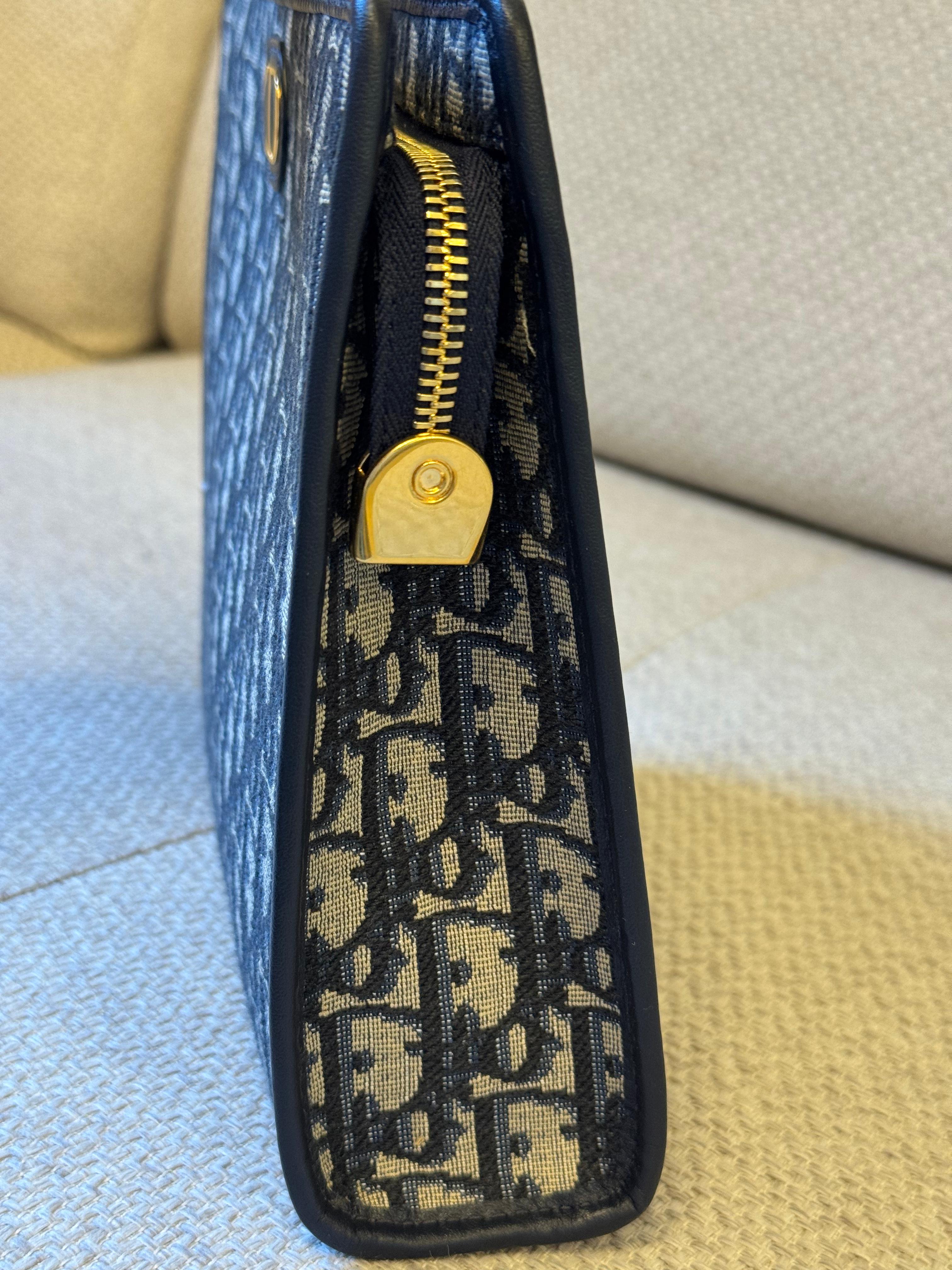 Christian Dior Oblique 30 Montaigne Pouch