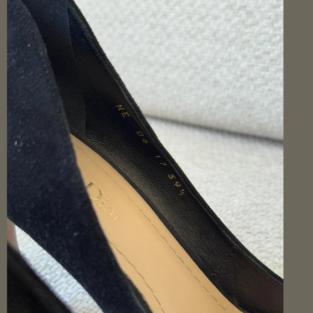 Christian Dior Black Suede Pointed Toe Pumps - Size 39½