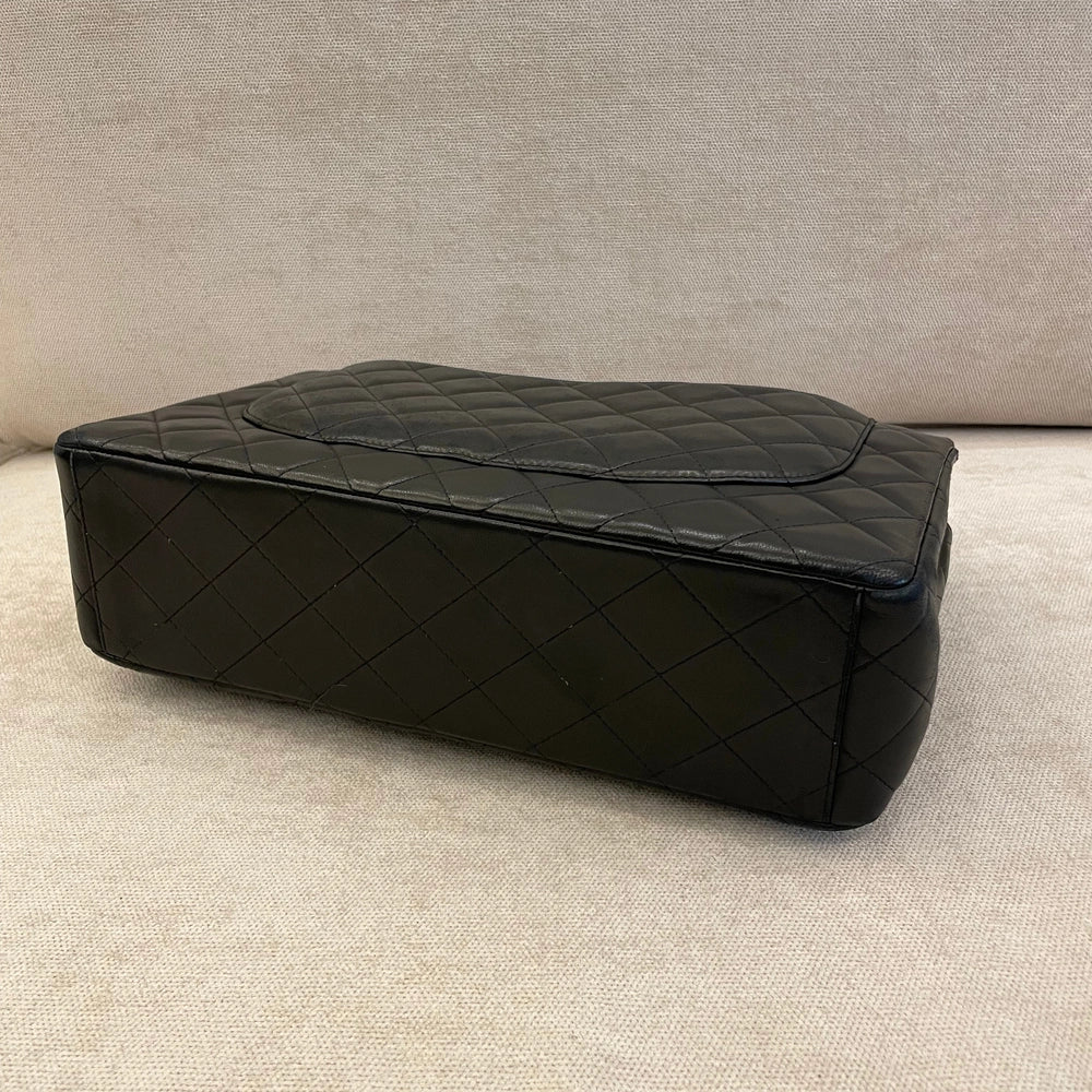 Chanel Black Maxi Lamskin Double Flap Shoulder Bag with GHW