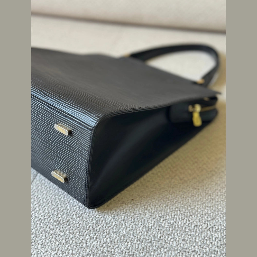 Louis Vuitton Black Epi Leather Figari Bag