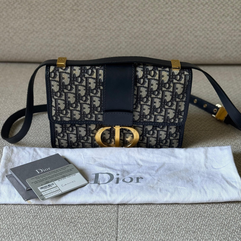 Christian Dior Oblique 30 Montaigne Shoulder Bag