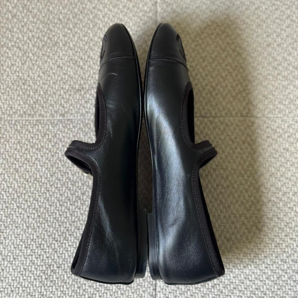 Chanel Black Leather Ballerina Mary Jane Flats - Size 37
