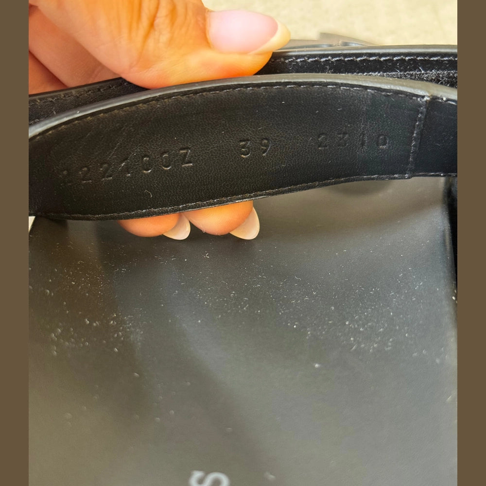 Hermès Black Calfskin Leather Chypre Sandals - Size 39