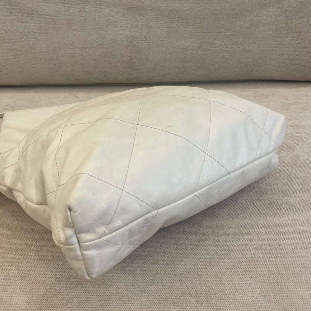 Chanel Small White Chanel 22 Gold Hardware 29x32cm