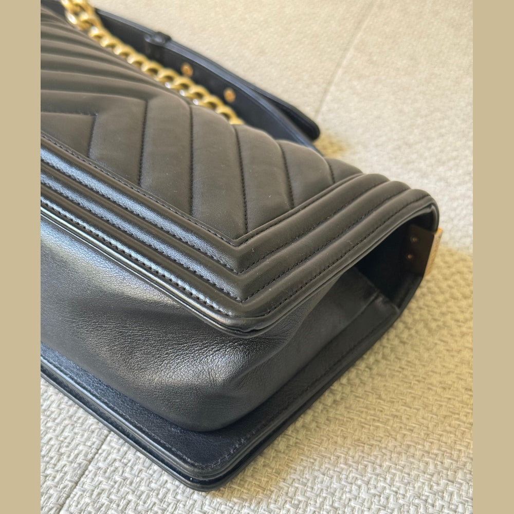 Chanel Black Chevron Leather Medium Boy with Gold Hardware