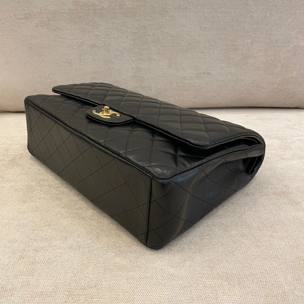 Chanel Black Maxi Lamskin Double Flap Shoulder Bag with GHW