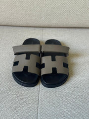 Hermès Étoupe Epsom Leather Chypre Sandals - Size 37.5 & 40