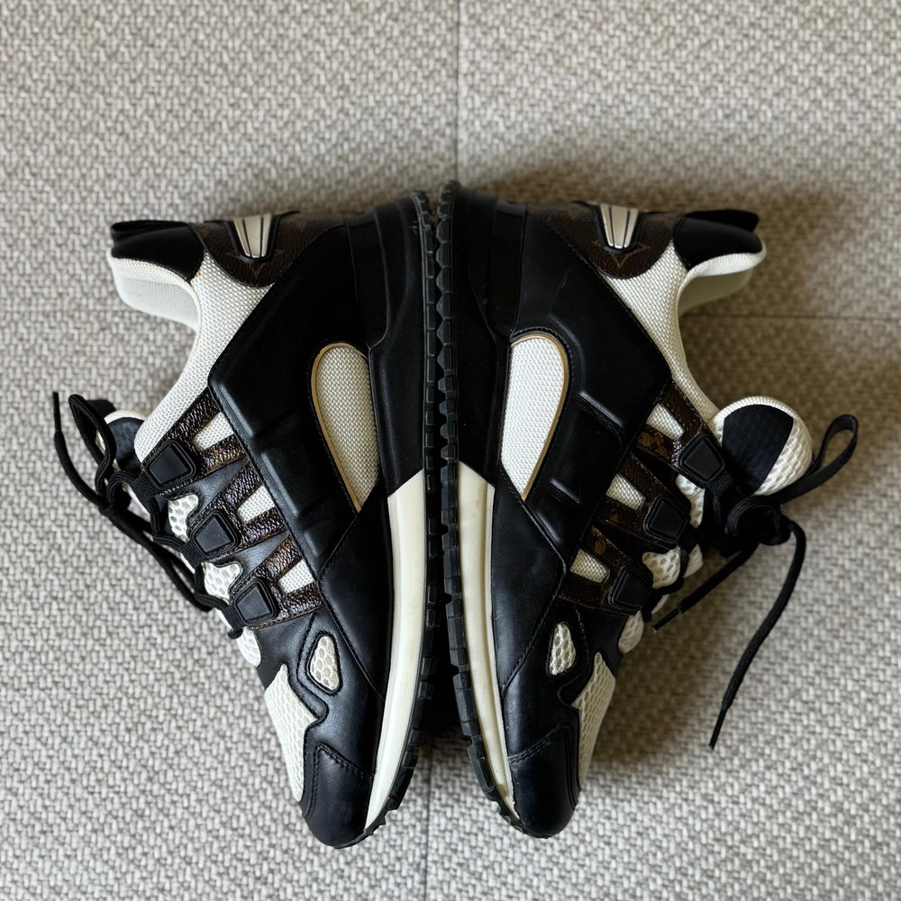 Louis Vuitton Monogram Runaway Sneakers - Size 36.5