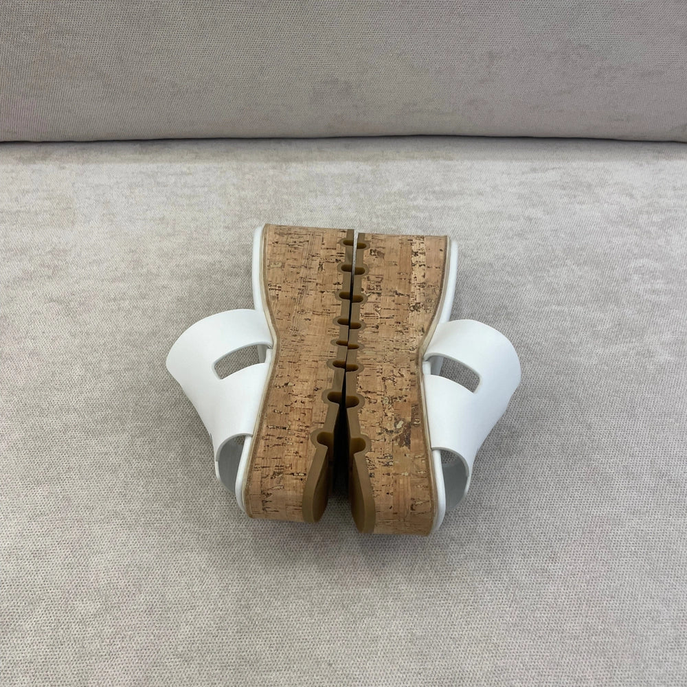 Hermès White Leather Eze Mules - Size 38