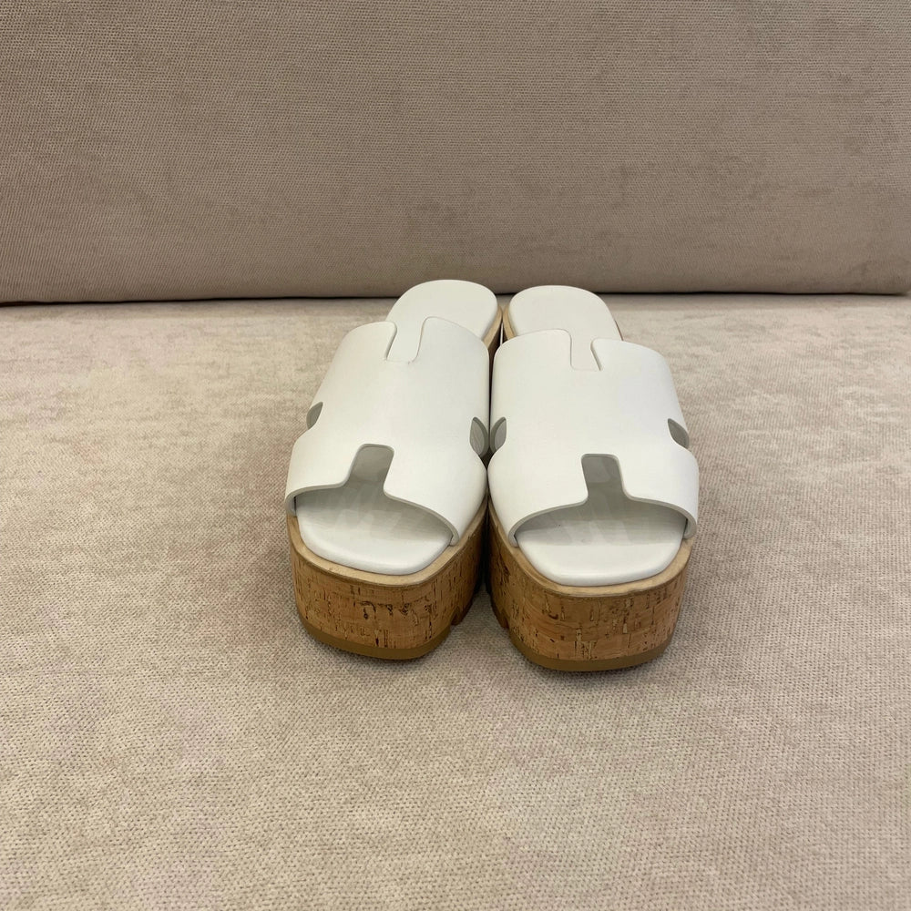 Hermès White Leather Eze Mules - Size 38