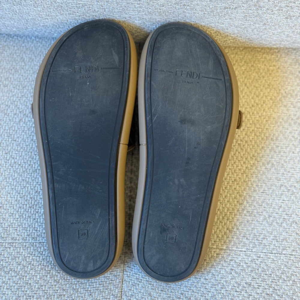 Fendi Feel Slides FF Logo Canvas Size 39