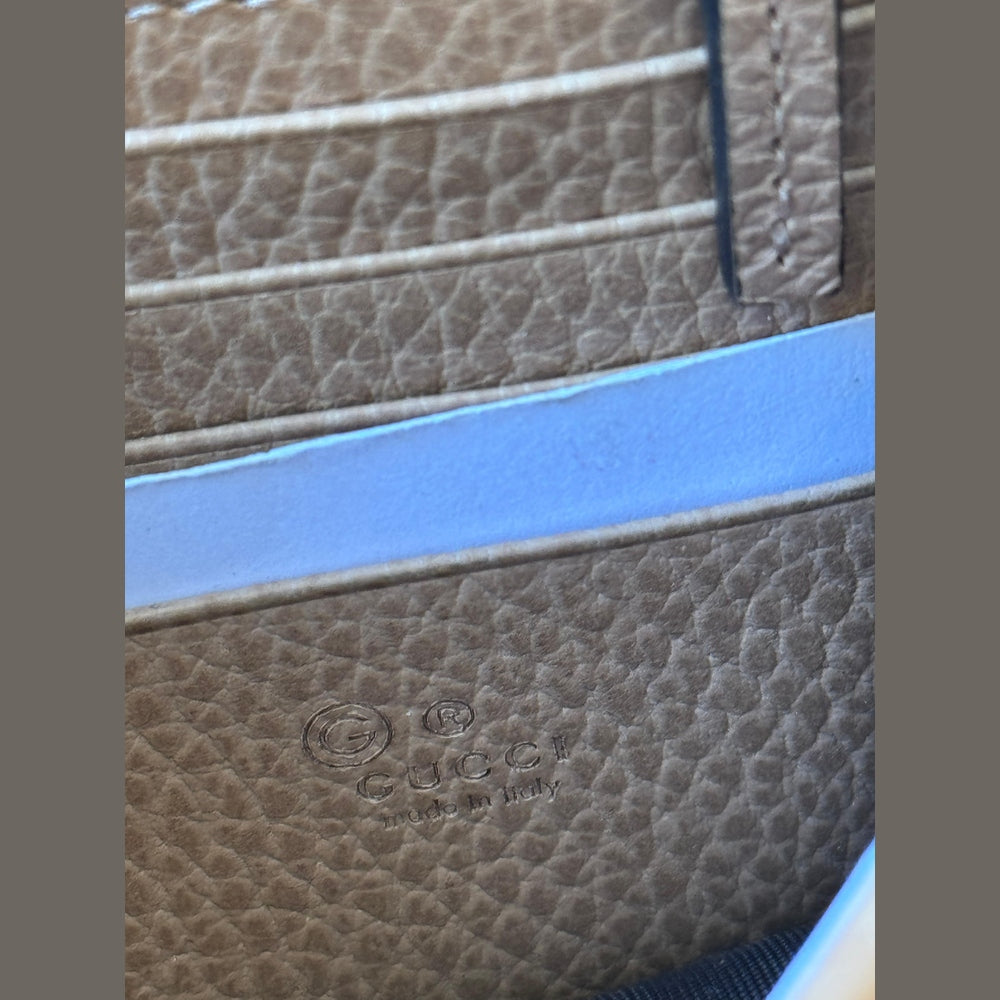 Gucci Interlocking G Beige Wallet On Chain