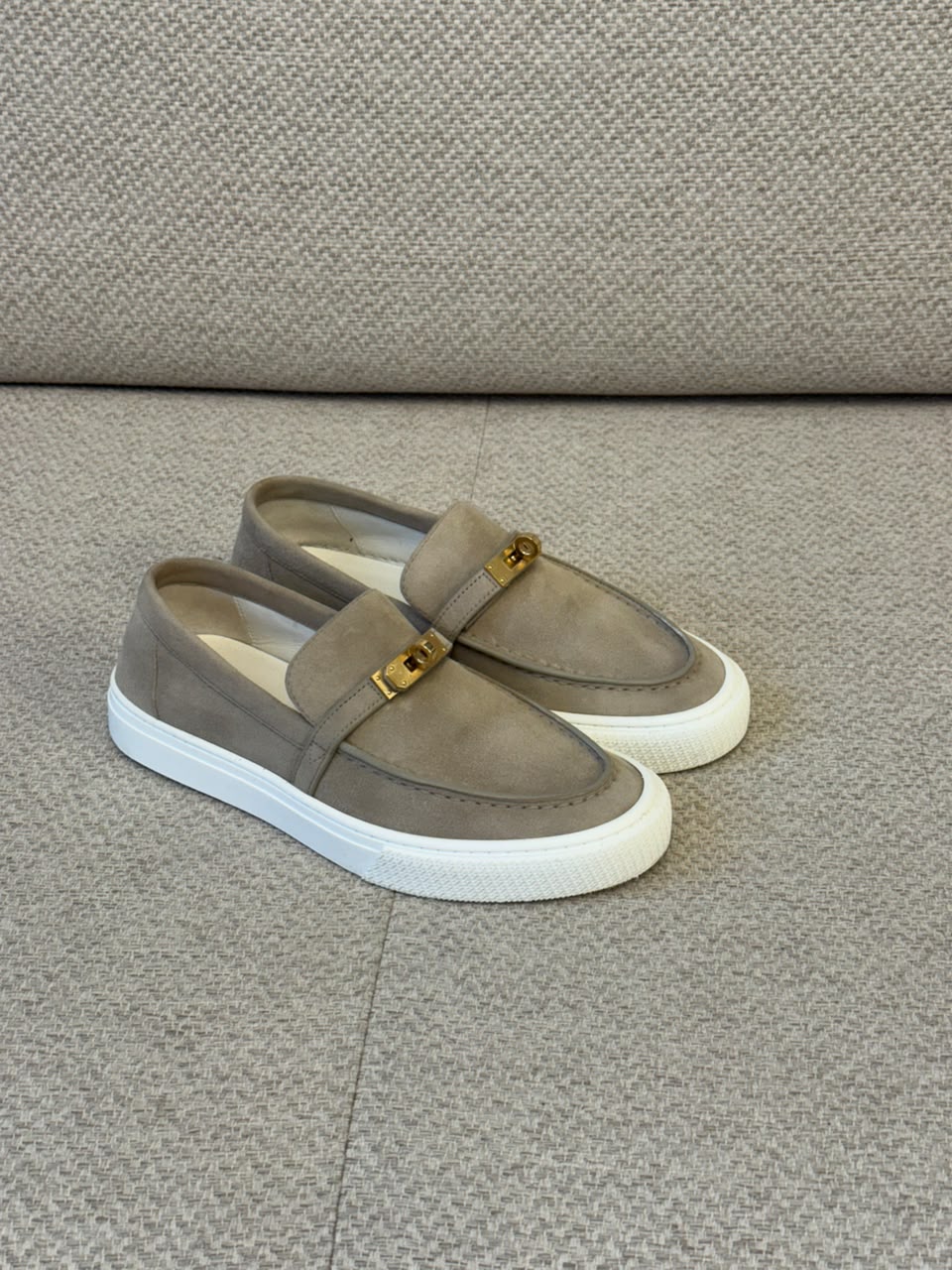 Hermès Game Slip-On Sneakers in Beige Suede - Size 38.5