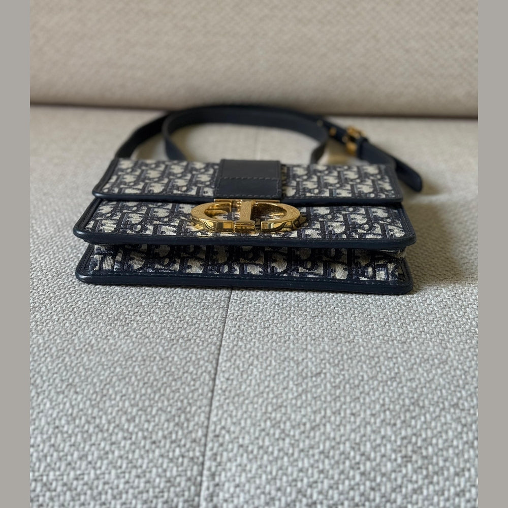 Christian Dior Oblique 30 Montaigne Shoulder Bag
