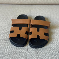 Hermès Gold Calfskin Leather Chypre Sandals – Size 40.5