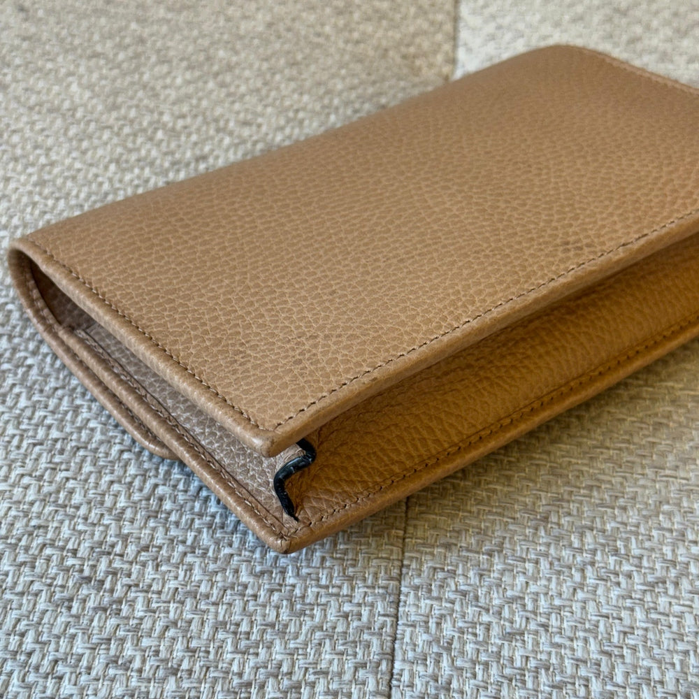 Gucci Interlocking G Beige Wallet On Chain