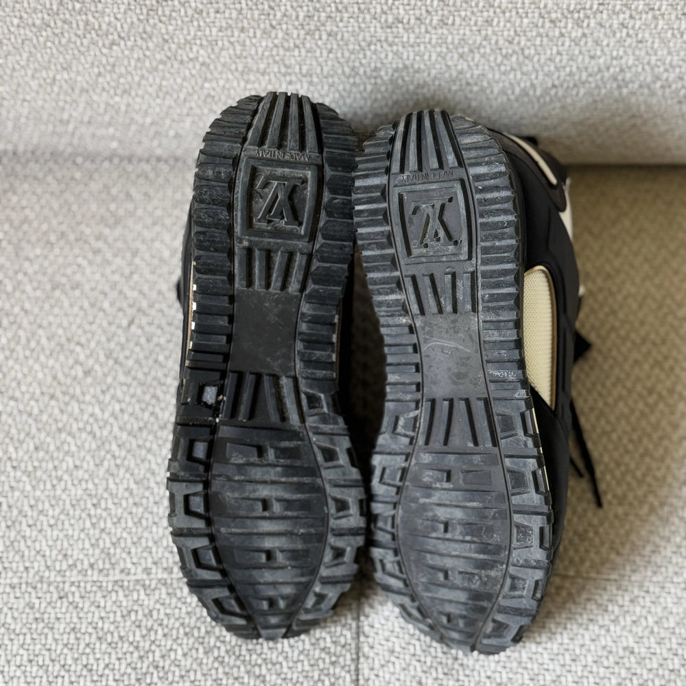 Louis Vuitton Monogram Runaway Sneakers - Size 36.5